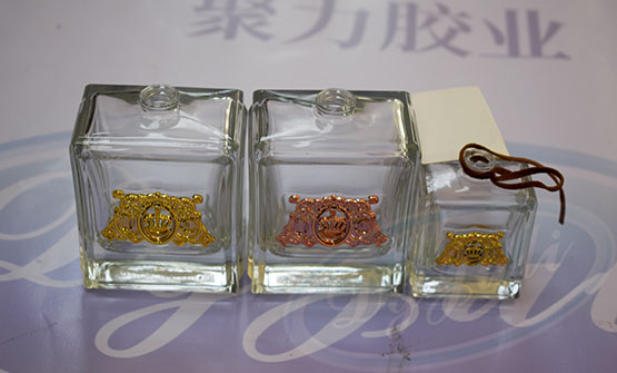 粘玻璃和金屬的膠水